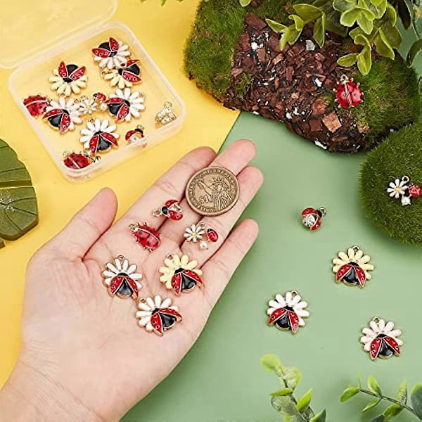 24 st Ladybugs Charm 6 Stilar Emalj Ladybugs Blomma Berlocker Röd Lady Beetle Berlocker Ladybird Rhinestone Charm för DIY Armband Halsband Örhänge Smycken