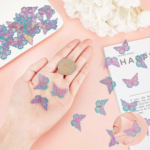 50 stk. Sommerfugle Charms 201 Rustfrit Stål Filigran Charms Ætsede Metalpynt Regnbuefarvet Charm Flerfarvede Vedhæng til DIY Smykkefremstilling