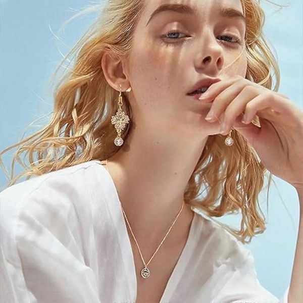4 st Cubic Zirconia Korslänkar 2 Färger Kors Korsfästelse Koppling Charm Rhinestone Kristall Hängsmycken med Två Öglor