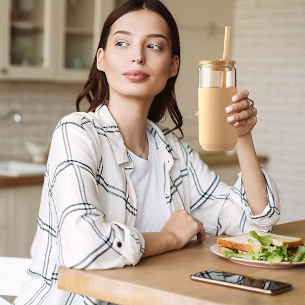 20oz Glas Vand Tumbler Med Silikone Beskyttelsesærme - Øldåseformede Glas Kopper Med Sugerør Og Bambuslåg, Iced Coffee Glas, Sød Drikke Gl