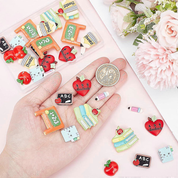 1 Æske 32 stk. Lærer Charms Flatback Skole Resin Cabochons Bedste Lærer Elev Rødt Æble Cabochon Blyant Notesbog Hjerte Flatbacks