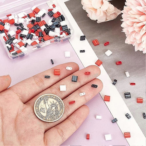 180 st 3 Storlekar 3 Färger Tila Pärlor 2 Hål Frö Pärlor 5x2 5x5mm Platta Hantverkspärlor Japanskt Glas Lösa Distans Pärlor för Stapelbara Smycken Vänbandsarmband