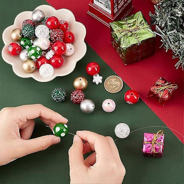 50 stk. 10 stiler 20 mm Juleperlesett Store akrylperler Bulk Snøfnugg Løse perler Mini Runde Hvite Røde