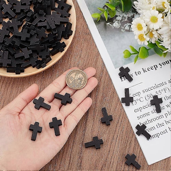 100 st Korsberlocker Bulk Träkors Pärlor Svarta Träkors Berlock Pärla Mini Små 15x22mm Rosenkrans Fickkors Påskhelg Krucifix Berlocker för Je