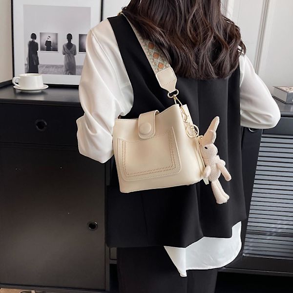 Ny Pu Tote Bag Mode Handväska Axelväska Joker Retro Slung Bucket Bag white
