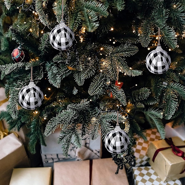 16 stk. Buffalo Plaid Stoffball - 1,96 tommer Små Jule Stoffkledde Baller Julepynt (Svart & Hvit)