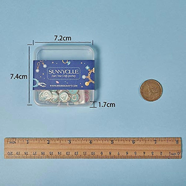 1 Laatikko 52kpl Aakkoskirjainkoruja Alloy Emali Paljetit 26 Kirjainta A-Z Korut Riipus DIY Korujen Valmistukseen Kaulakoru Rannekoru Korvakoru DIY Korutarvikkeet