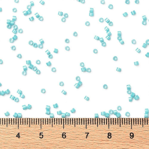 Sylindriske frøperler, ugjennomsiktige farger, glans, jevn størrelse, turkis 2x1,5 mm Hull: 0,8 mm ca. 888 stk./10g
