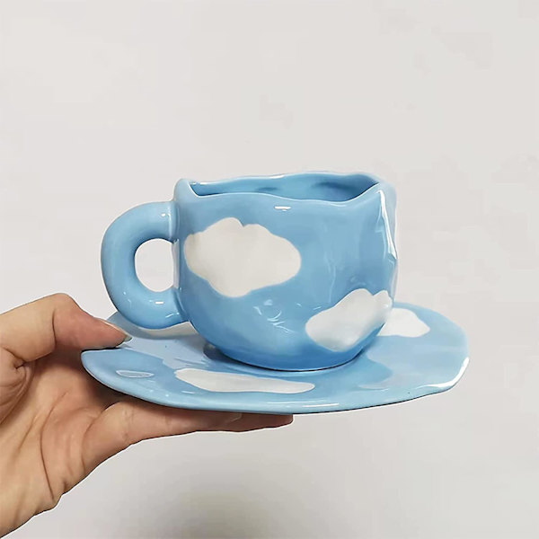 Kopp Kaffe Mugg Söt Vriden Oregelbunden Keramiska Kaffe Muggar Och Fat Set Moln Kaffe Muggar Te Kopp Gåvor För Flickor Mamma Älskare