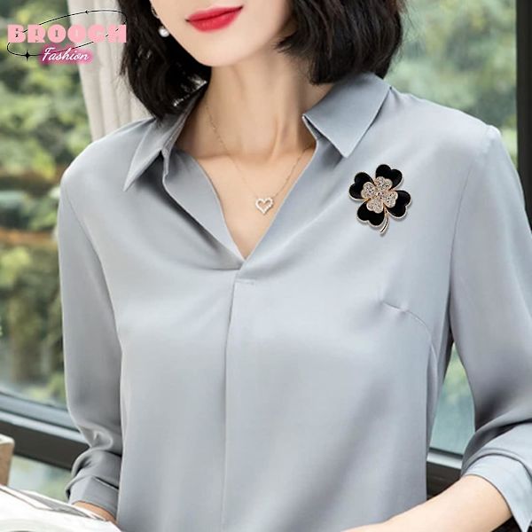 Broche Pins Heldige Firkløver Guldblad Rhinestone Krystal Valentinsblomst Reversbrocher Til Kvinder Piger Mode Smykker Gave