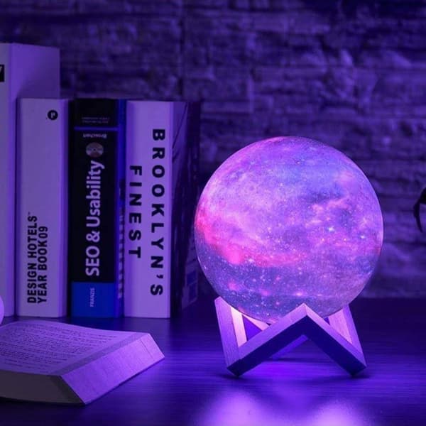 Galaxy Månelampe 3D med fjernkontroll