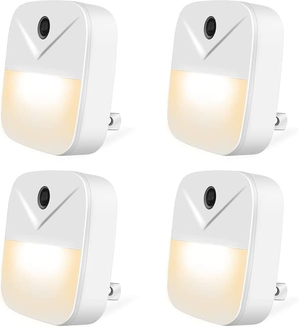 Natlys Plug-in Smart Light Pack med 4 automatiske tænd- og slukvægge