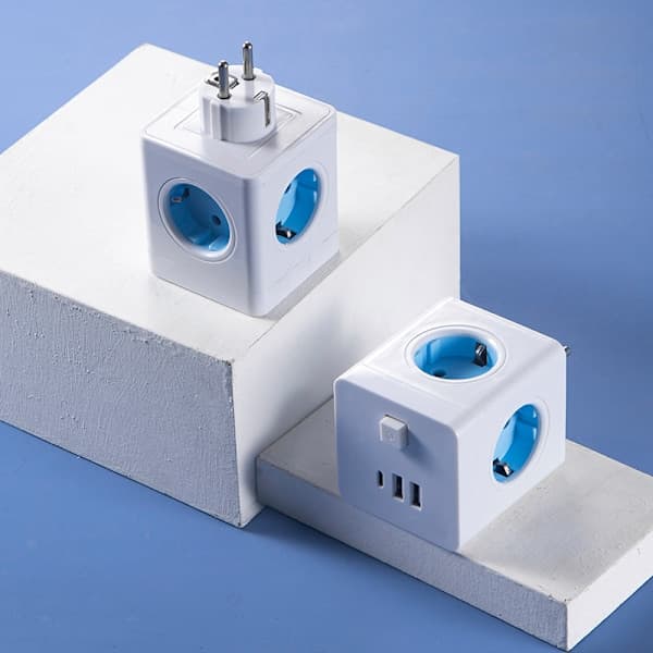 EU-standardin USB 1-4-adapteri