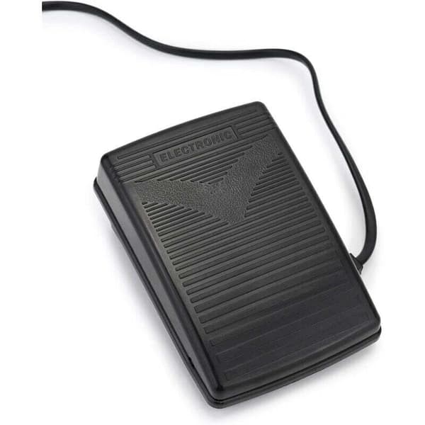 1 kpl ompelukoneen jalkapoljin, useimmille ompelukoneille, 200-240V