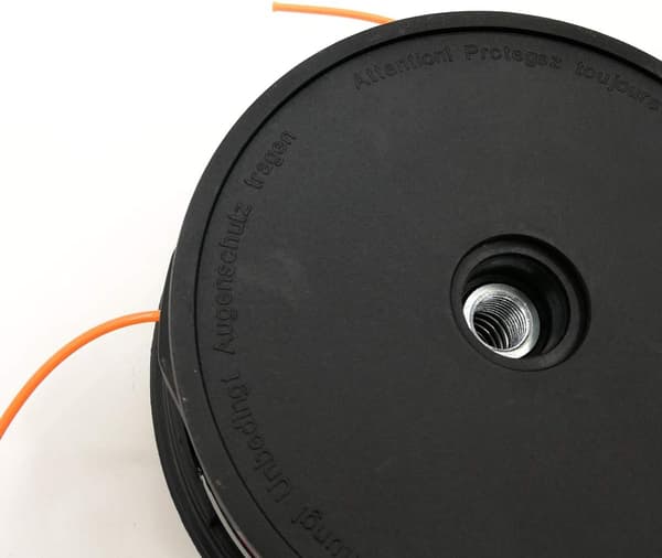 Diameter 15,6, höjd 8,5, vikt 700g, material 45# stål, gräsmatta