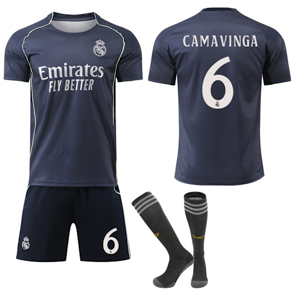 2025-2026 Real Madrid Nya Säsongen Bortaställ Barn Vuxen Fotbollströja Kit med Strumpor No.6 Camavinga 16
