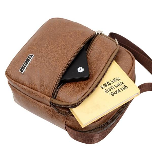 Män Casual PU-läder Crossbody-väska Vattentät Handväska med stor kapacitet brown