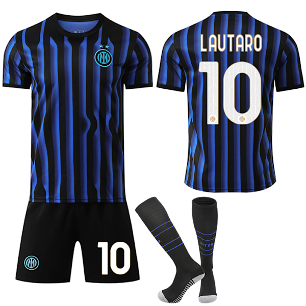 2025-2026 Internazionale Milano Hemmatröja Kit för Barn Vuxen med strumpor No.10 Lautaro XXL