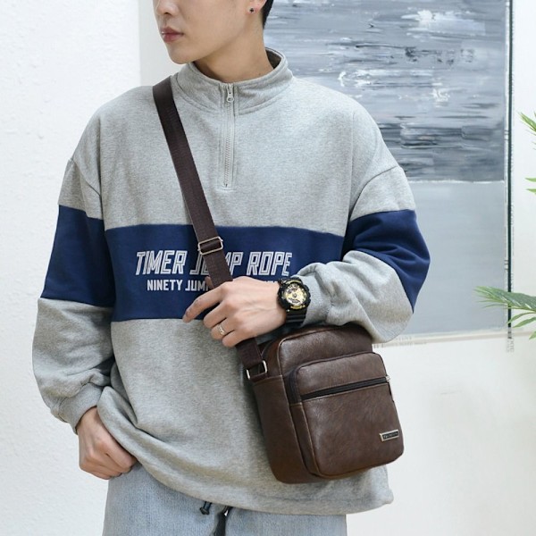 Män Casual PU-läder Crossbody-väska Vattentät Handväska med stor kapacitet brown