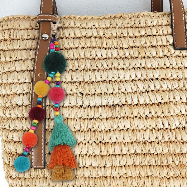 Fluffig pompom boll tofs nyckelring nyckelring berlock hängande väska hängande dekoration blue