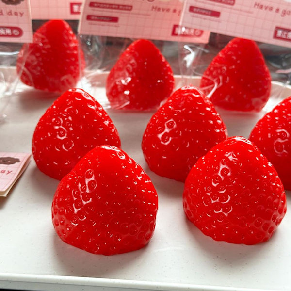 Jordgubbsdekompressionsleksaker Antistress PVC-leksaker Klämbar Avslappningsleksak Lot L2M4 Red 1pcs