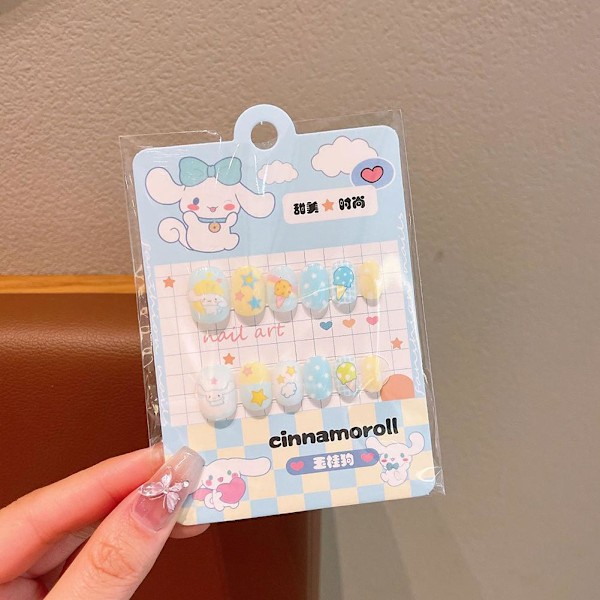 Söta Tecknade Nagelstickers Kuromi Melody Kitty Falska Naglar Stickers 4# 12pcs