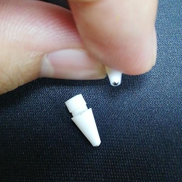 Magnetiskt skyddande pennfodral för iPad whiteB Adapter