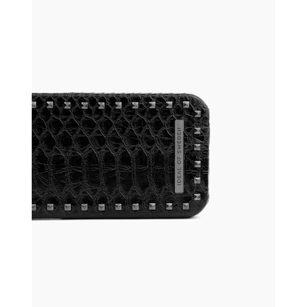 Statement Case iPhone 12 / 12 Pro Beatstuds Black Snake Black
