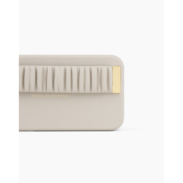 Statement Case iPhone11 / XR Ruffle Cream Top Handle