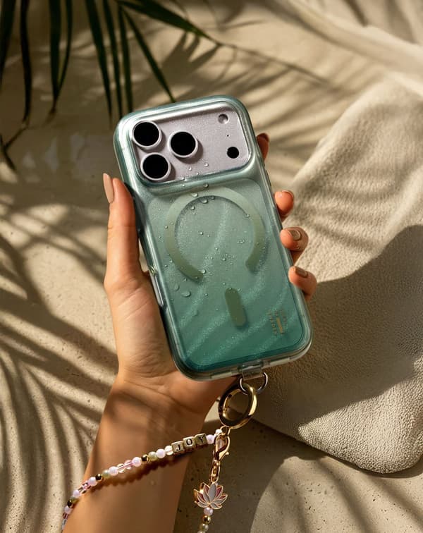 Clear Case MagSafe iPhone 13 / 14 / 15 / 16e / 17e Sage Green