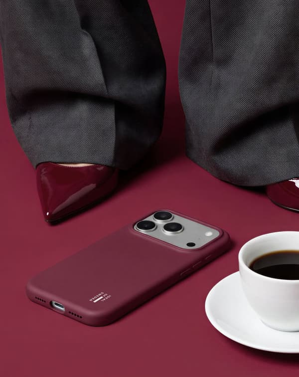Silicone Case MagSafe iPhone 16 Pro Fine Wine