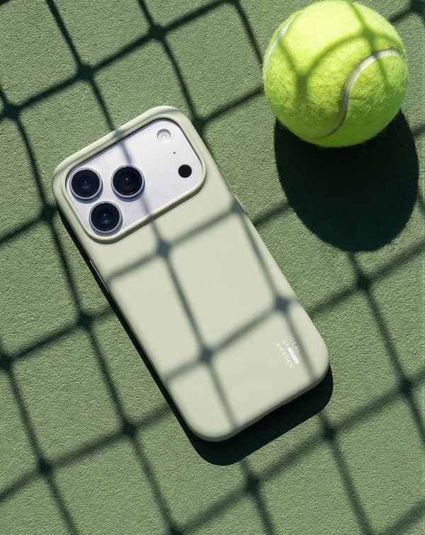 Silicone Case iPhone 15 Pro Sage Green