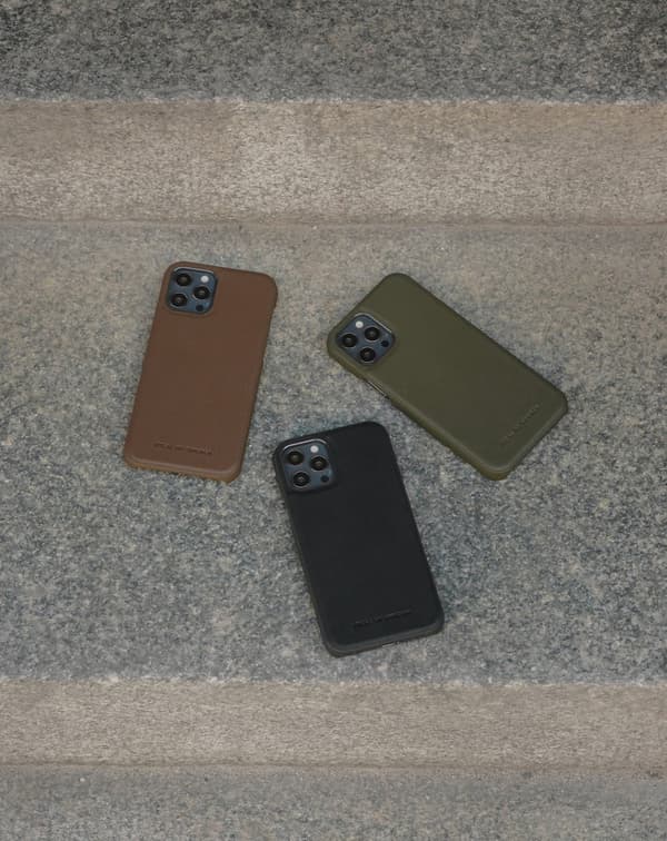 Atelier Case iPhone 12 / 12 Pro Intense Brown Brown