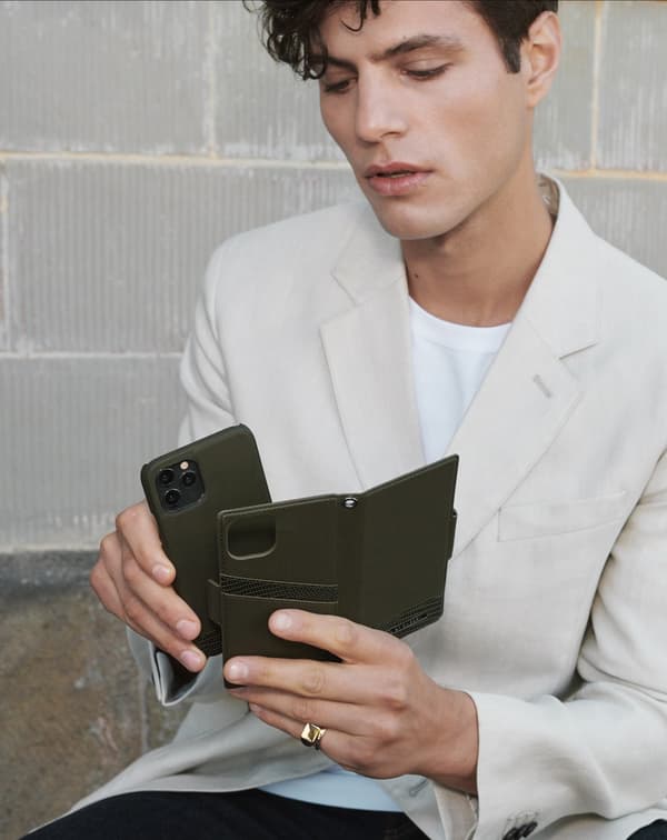 Unity Wallet iPhone 13 Mini Metal Woods Green