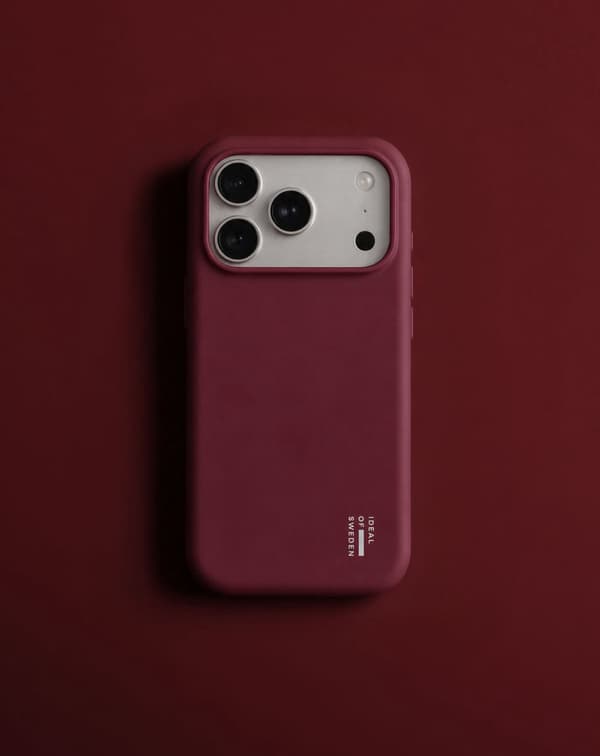 Silicone Case MagSafe iPhone 16 Fine Wine