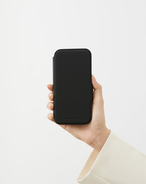 Folio MagSafe Wallet iPhone 15 Pro Black Black