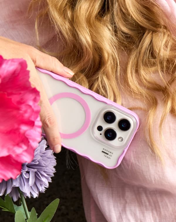 Wavy Case MagSafe iPhone 17 Pro Pink Rosa