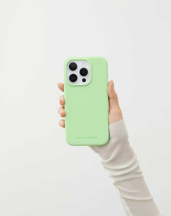 Silicone Case MagSafe iPhone 13 / 14 / 15 / Mint Green