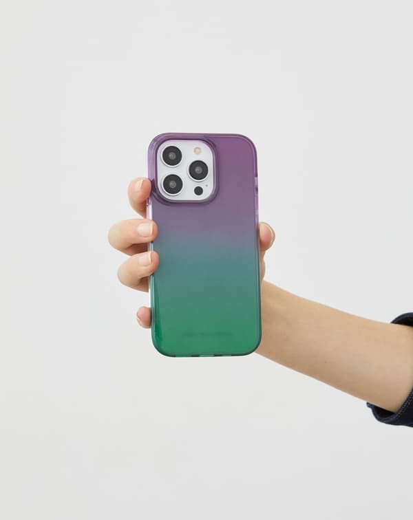 Clear Case iPhone 13 / 14 / 15 / 16e / 17e Fluorite Ombre MultiColor