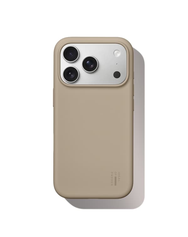 Silicone Case MagSafe iPhone 17 Pro Perfect Beige Beige