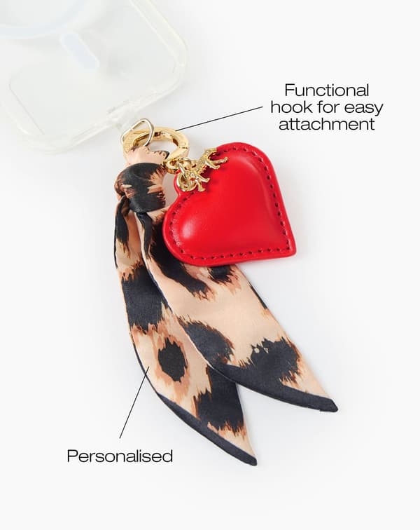 Bag Charm Leo Scarf Guld