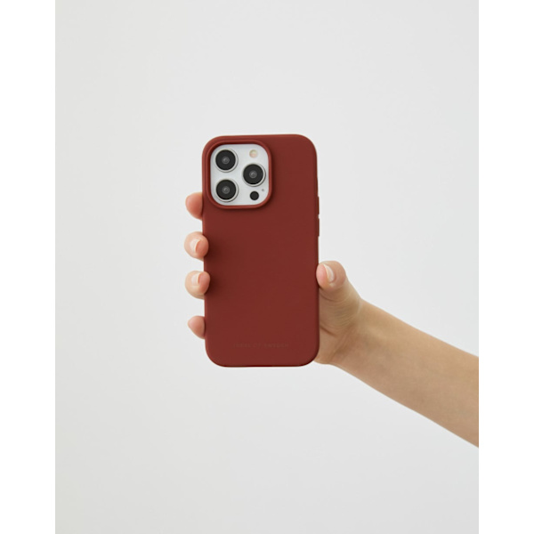 Silicone Case iPhone 12 / 12 Pro Dark Amber Brown