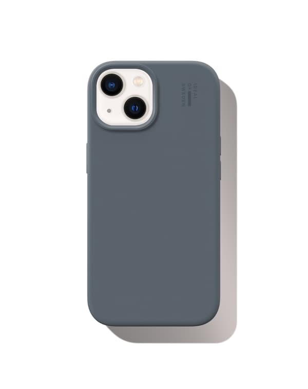 Silicone Case MagSafe iPhone 13 / 14 / 15 / 16e / 17e Midnight Blue