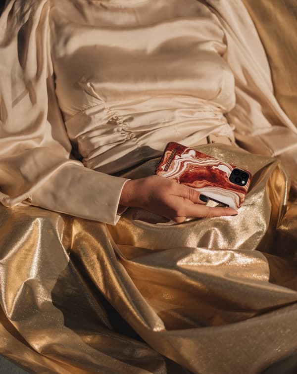 Printed Case iPhone XR Golden Rusty Marble Red