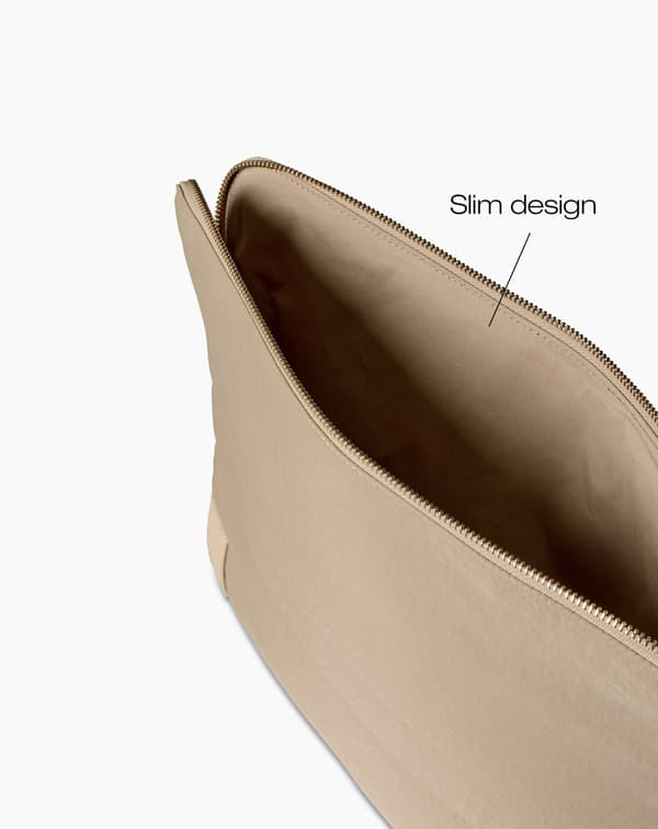 Essential Laptop Sleeve 16\" Beige