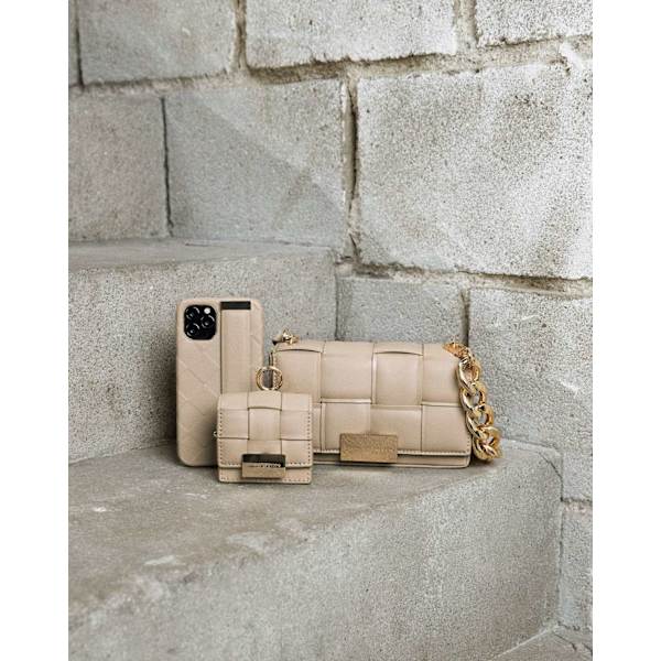 Statement Case iPhone 12 Pro Max Braided Light Camel Beige