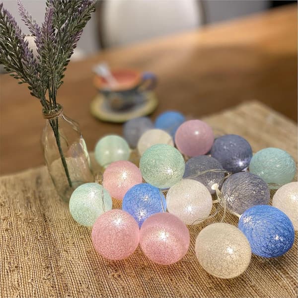 20 LED Cotton Ball String Lights for Christmas