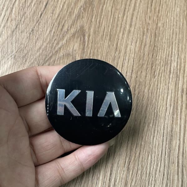 4-pakning KIA04 - 58MM Navkapsler KIA Sølv one size