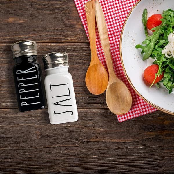 Salt- og pepperkvernsett - Svart og hvit