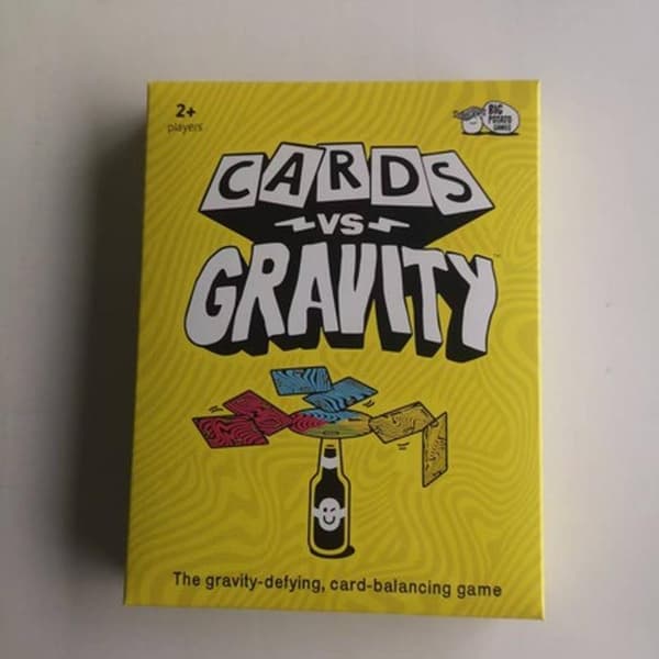 Cards vs Gravity Anti-Gravity -korttipulmapeli, perhejuhlien pöytäpeli juomapeleihin